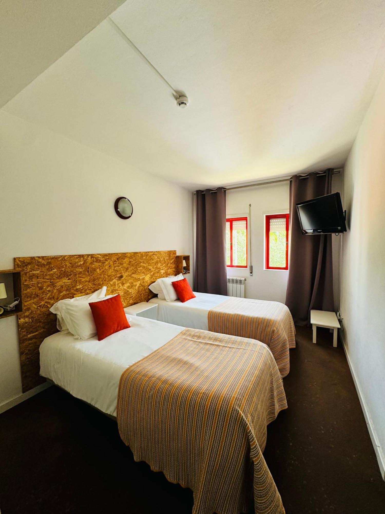 Cristelo  Nature & Beach Guest Rooms, Aldeamento Turistico Do Camarido חדר תמונה
