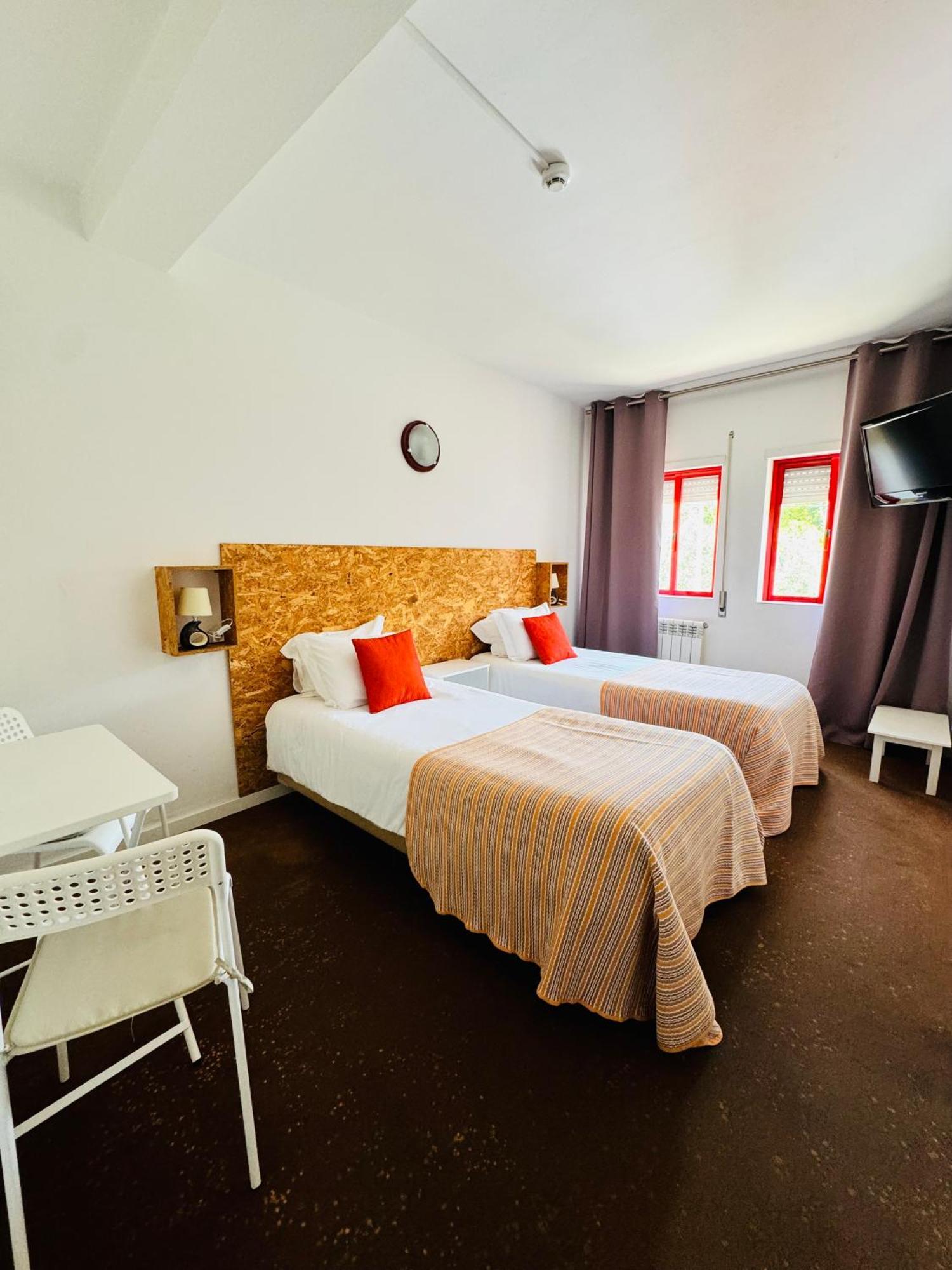 Cristelo  Nature & Beach Guest Rooms, Aldeamento Turistico Do Camarido חדר תמונה